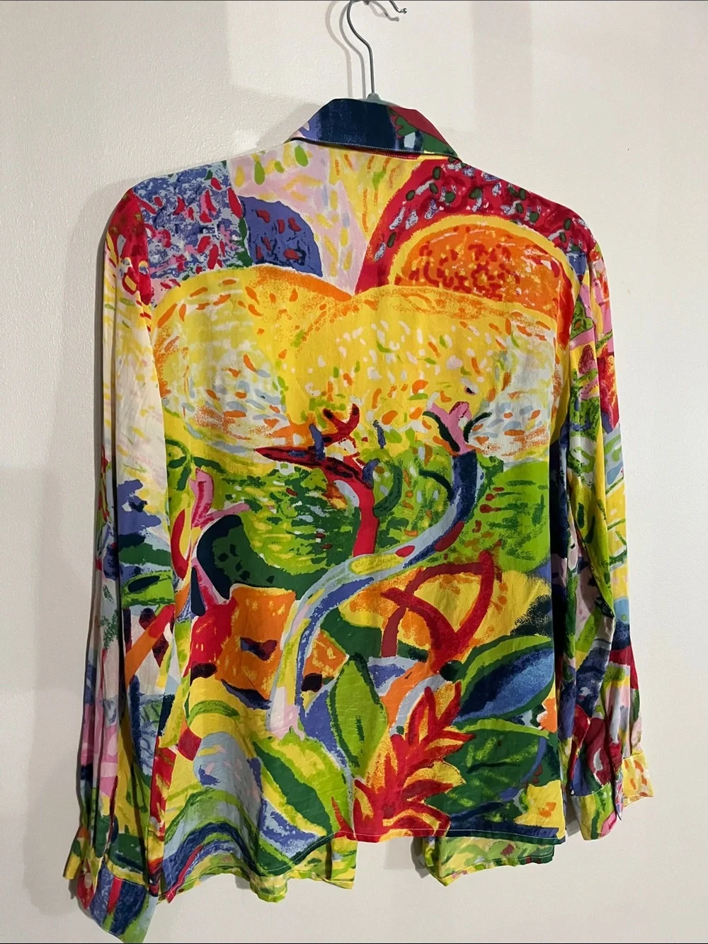 Michael Leu Vibrant Tropical Print Women's Button-Front Blouse - Multicolor